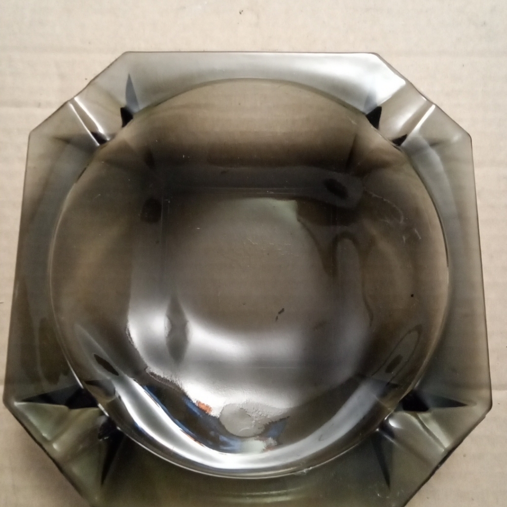 Elegant Smoky Gray Mid Century Vintage Cigar Ashtray Barware Heavy